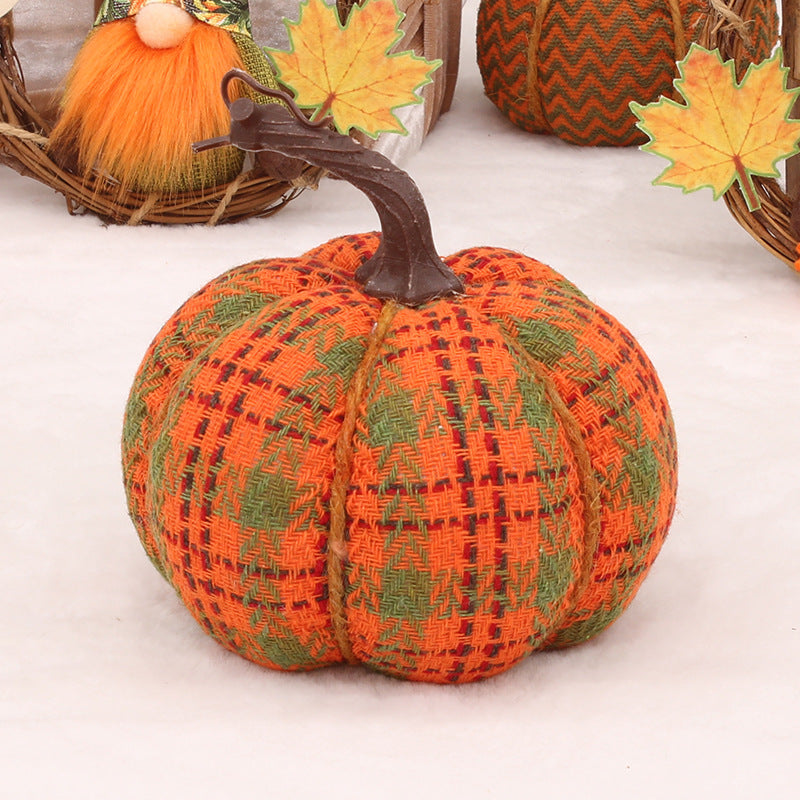 Knit Plaid Pumpkin