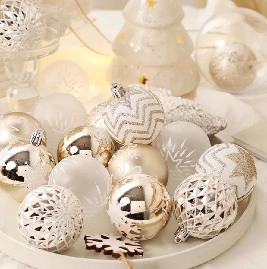 Mixed White Gold Ornament Set